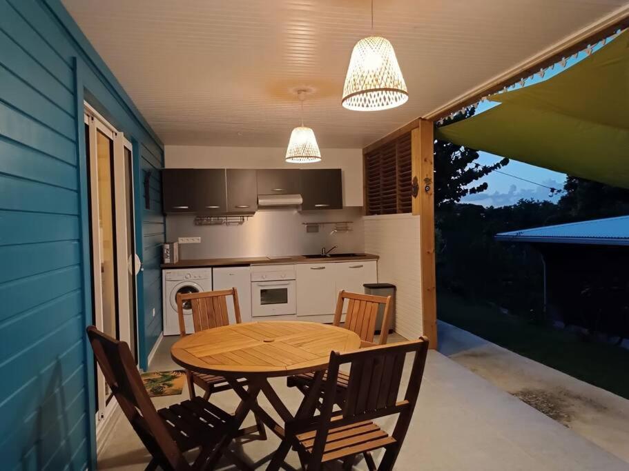 Tukusi Bungalow Le Moule Exterior foto